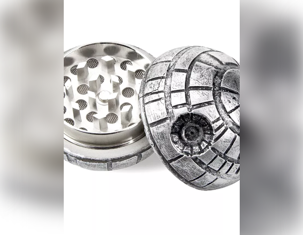Ґріндер металевий "Death Star" GT-703C